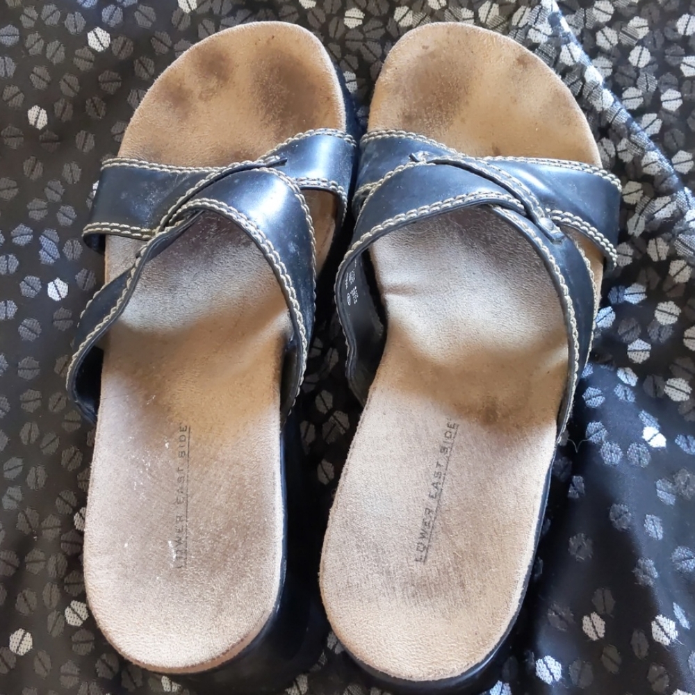 Cute Wedged sandals!